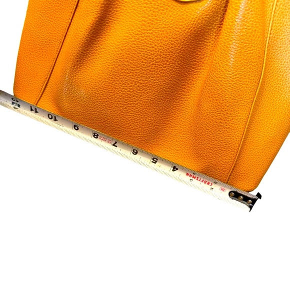 Tod’s brown camel colored leather handbag beautiful lining - Picture 10 of 12